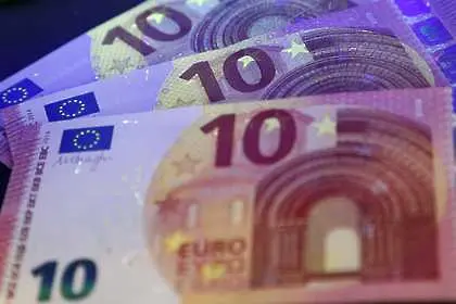 Новата банкнота от 10 евро влиза в обращение